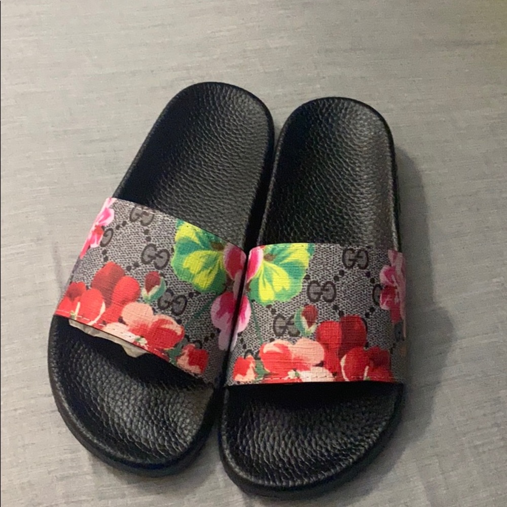 Gucci slides